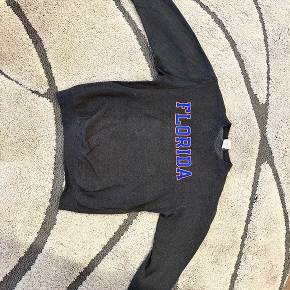 University of Florida (UF) Women’s Gray Sweatshirt - Picture 2 of 9